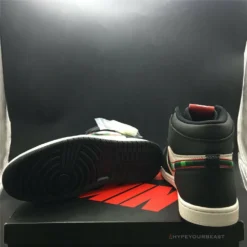 Hypeyourbeast Air Jordan 1 Retro High Sports Illustrated (A Star Is Born)