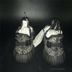 Hypeyourbeast Adidas Yeezy Boost 350 V2 Black / Black / Static 24 Hypeyourbeast Adidas Yeezy Boost 350 V2 Black / Black / Static