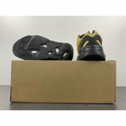 HypeYourBeast Adidas Yeezy Boost 700 MNVN Honey Flux 22 HypeYourBeast Adidas Yeezy Boost 700 MNVN Honey Flux