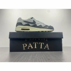 Hypeyourbeast Nike Air Max 1 'Patta - Grey'