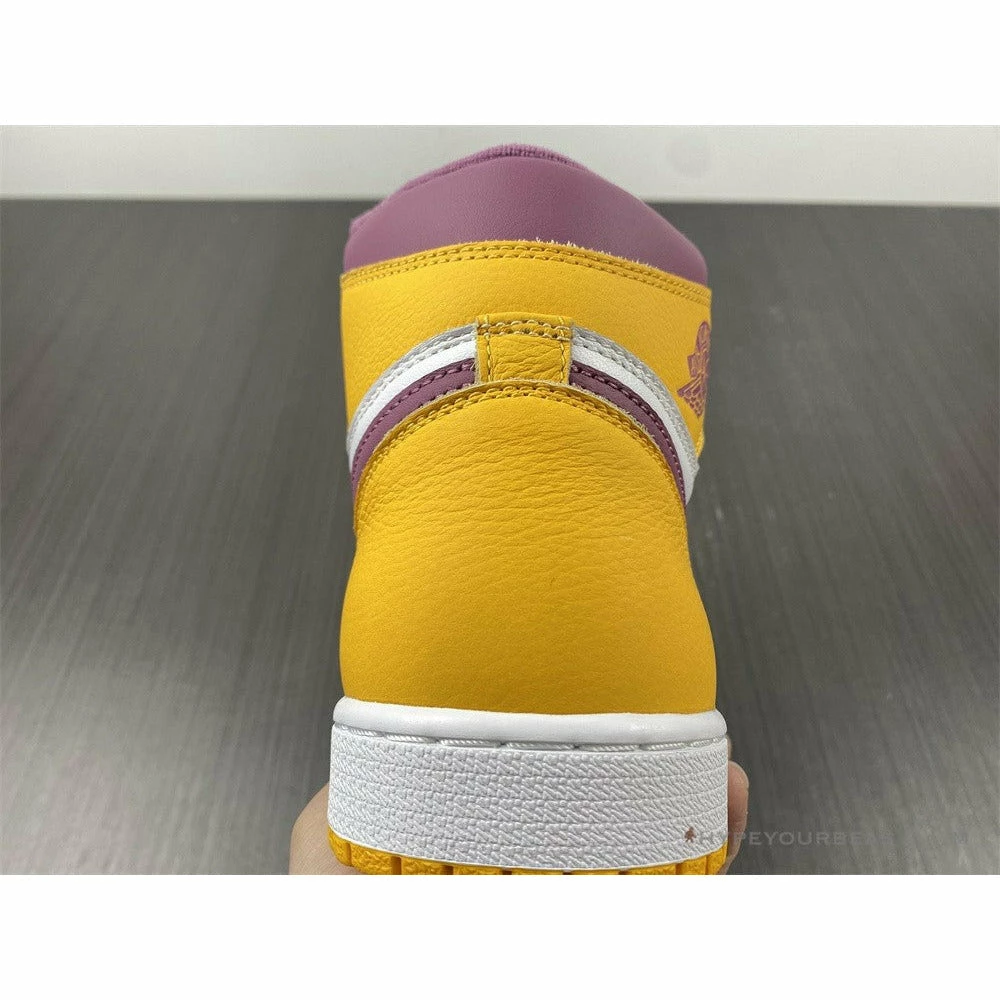 Hypeyourbeast Air Jordan 1 High OG 'Brotherhood' 12 Hypeyourbeast Air Jordan 1 High OG 'Brotherhood'