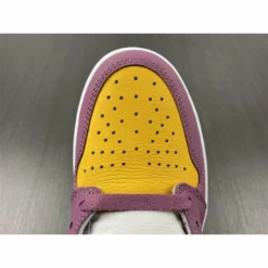 Hypeyourbeast Air Jordan 1 High OG 'Brotherhood' 28 Hypeyourbeast Air Jordan 1 High OG 'Brotherhood'