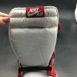 HypeYourBeast Air Jordan 1 Retro High OG 'Chicago'