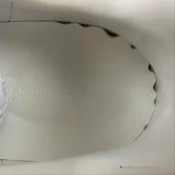 HypeYourBeast Alexander McQueen White / Green A. Mcqueen 27 HypeYourBeast Alexander McQueen White / Green A. Mcqueen