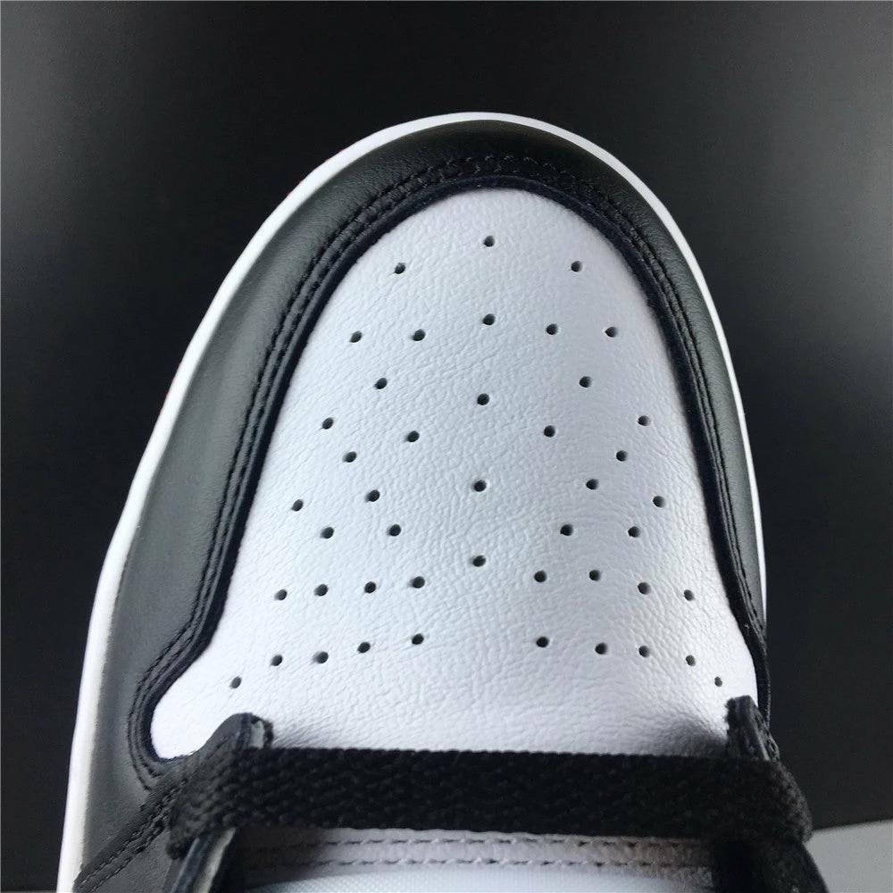 Hypeyourbeast Air Jordan 1 Retro High WMNS 'Satin Black Toe' 16 Hypeyourbeast Air Jordan 1 Retro High WMNS 'Satin Black Toe'