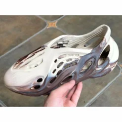 HypeYourBeast Adidas Yeezy Foam RUNNER MX 'Cream Clay'