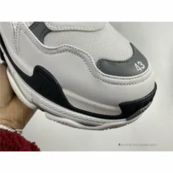 Hypeyourbeast BCG Triple S White / Black Balenciaga Triple S 16 Hypeyourbeast BCG Triple S White / Black Balenciaga Triple S