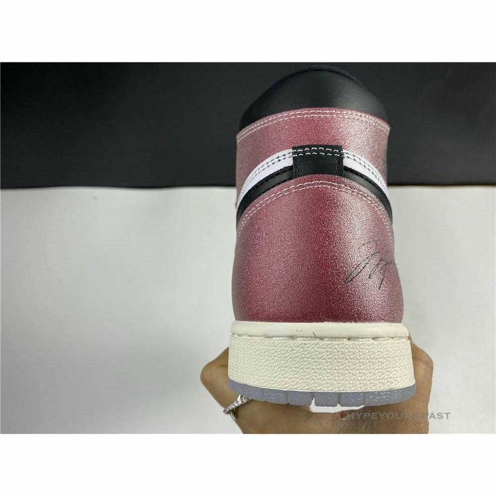 Hypeyourbeast Trophy Room X Air Jordan 1 High OG 4 Hypeyourbeast Trophy Room X Air Jordan 1 High OG