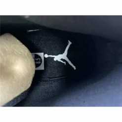 Hypeyourbeast Air Jordan 1 Mid 'Chicago'