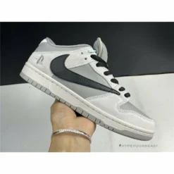 Hypeyourbeast Nike SB Dunk Low X Playstation X Travis Scott
