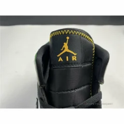Hypeyourbeast Air Jordan 1 Mid Oakland 19 Hypeyourbeast Air Jordan 1 Mid Oakland