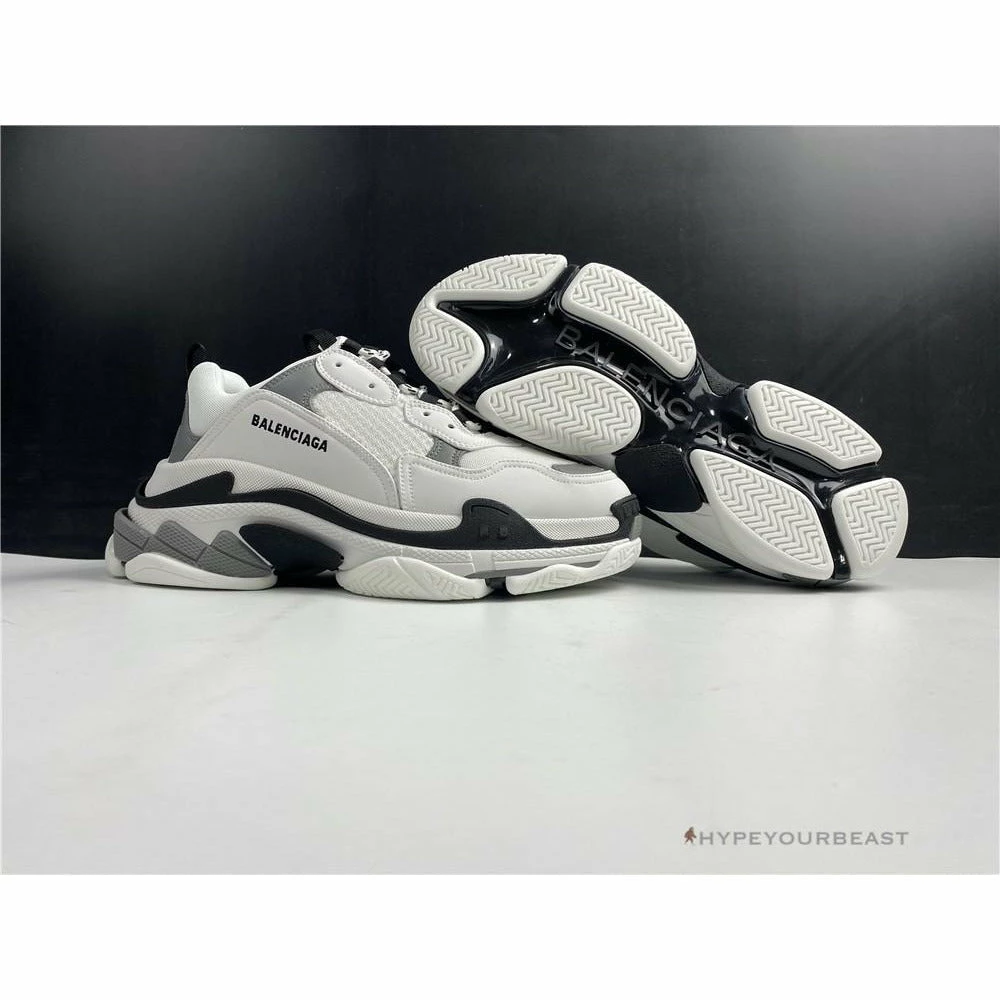 Hypeyourbeast BCG Triple S White / Black Balenciaga Triple S 1 Hypeyourbeast BCG Triple S White / Black Balenciaga Triple S