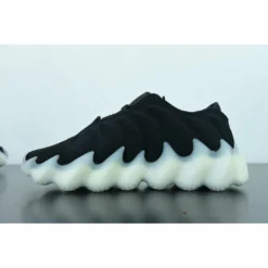 Hypeyourbeast Adidas Yeezy Boost 400 Black/White