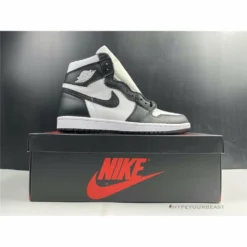 Hypeyourbeast Air Jordan 1 Retro High OG 'Black White'