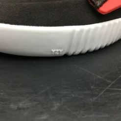 Hypeyourbeast Yeezy Boost 750 Black / White / Supreme