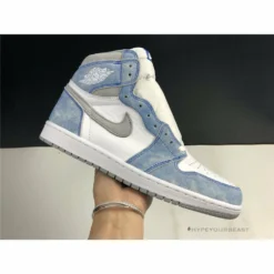 Hypeyourbeast Air Jordan 1 High 'Hyper Royal' 25 Hypeyourbeast Air Jordan 1 High 'Hyper Royal'