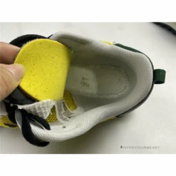 Hypeyourbeast Sacai X Nike Pegasus Vaporfly Green