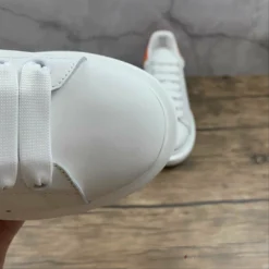 HypeYourBeast A. Mcqueen Alexander McQueen White / Orange 24 HypeYourBeast A. Mcqueen Alexander McQueen White / Orange