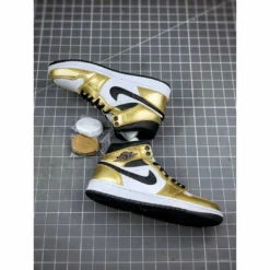 Hypeyourbeast Air Jordan 1 Mid 'Metallic Gold'