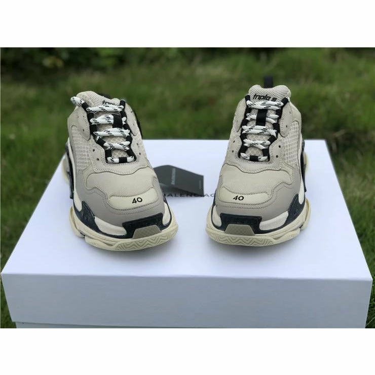 Hypeyourbeast BCG Triple S Vanille Balenciaga 3 Hypeyourbeast BCG Triple S Vanille Balenciaga