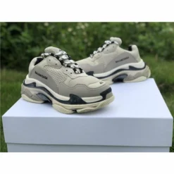 Hypeyourbeast BCG Triple S Vanille Balenciaga