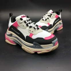 Hypeyourbeast BCG Triple S Pink / Black