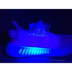 Hypeyourbeast Yeezy Boost 350 V2 Triple White