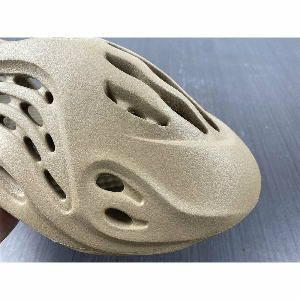 Hypeyourbeast Adidas Yeezy Foam Runner 'Ochre' 12 Hypeyourbeast Adidas Yeezy Foam Runner 'Ochre'