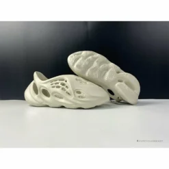 Hypeyourbeast Yeezy Foam Runner Sand