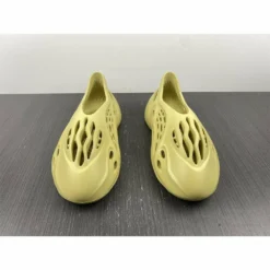 Hypeyourbeast Yeezy Foam Runner 'Yellow'