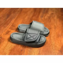 Hypeyourbeast Yeezy Season 6 Slide Black