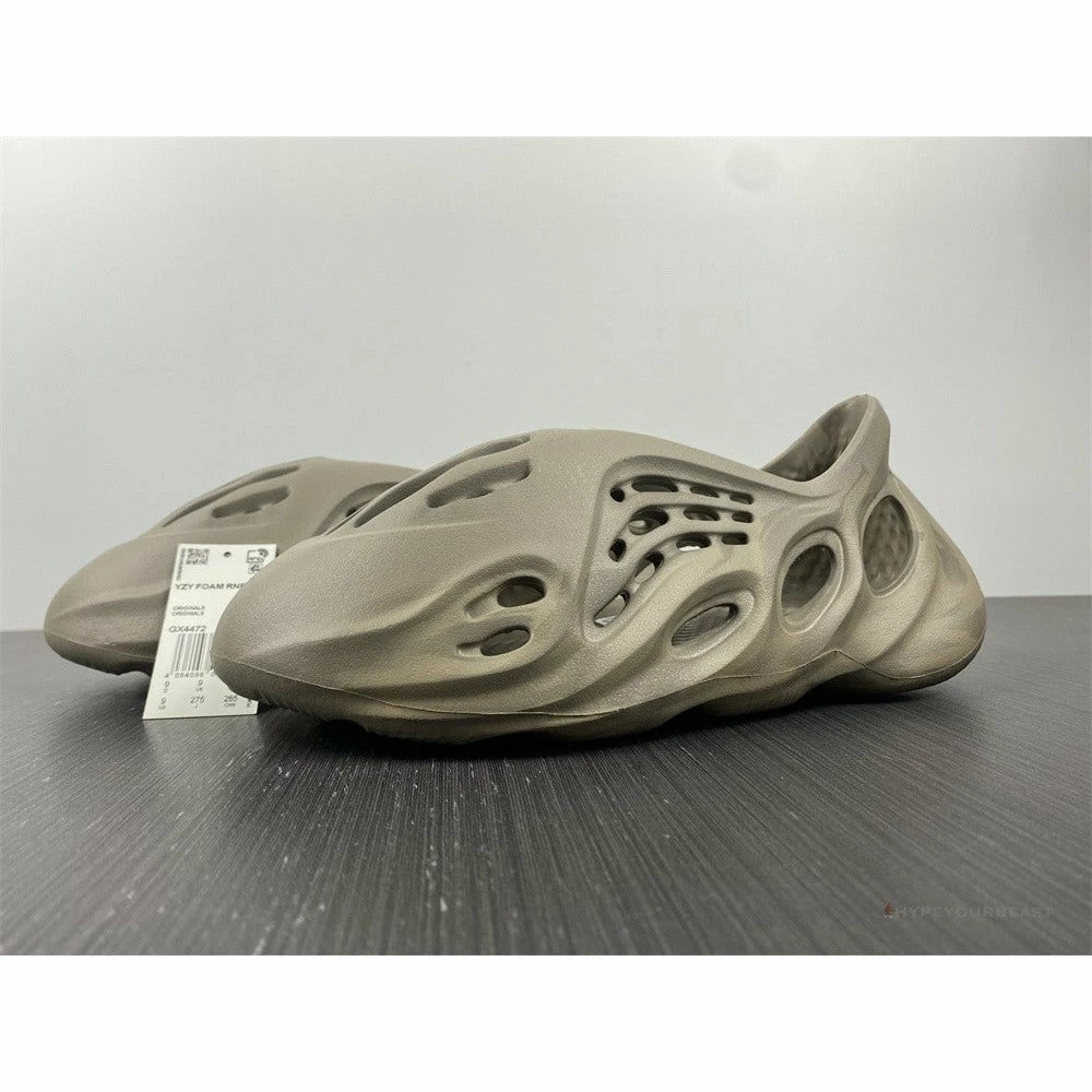Hypeyourbeast Yeezy Foam Runner Beige 4 Hypeyourbeast Yeezy Foam Runner Beige