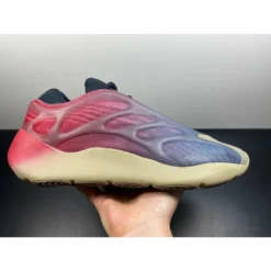 Hypeyourbeast Adidas Yeezy 700 V3 'Fade Carbon'