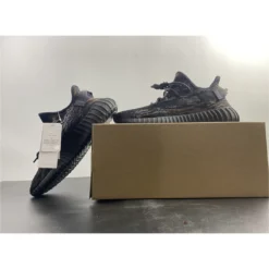 HypeYourBeast Adidas Yeezy Boost 350 V2 'MX Rock'