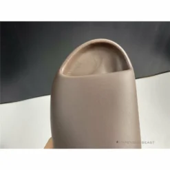 Hypeyourbeast Adidas Yeezy Slide Soot