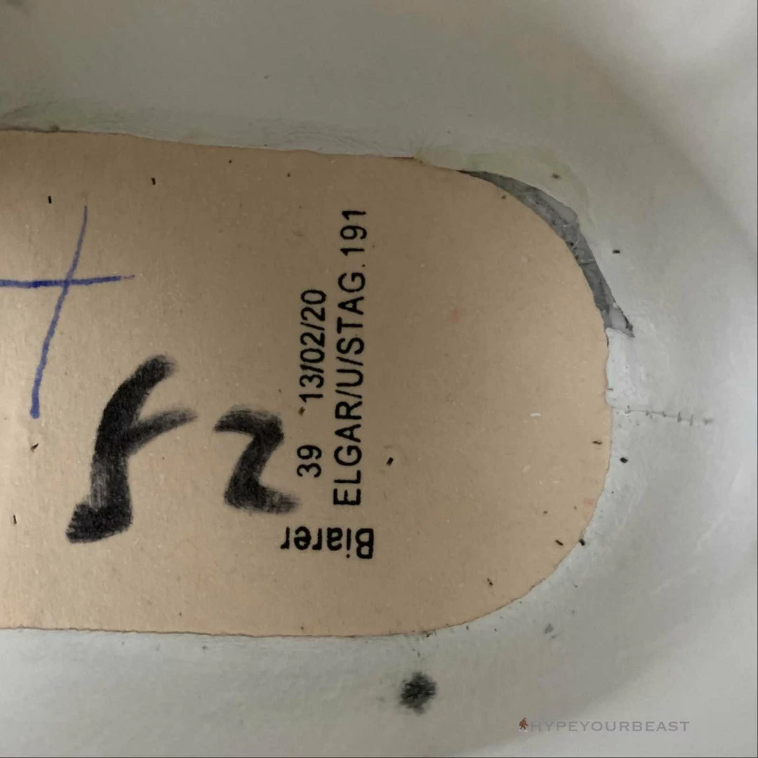 HypeYourBeast Alexander McQueen White / Green A. Mcqueen 15 HypeYourBeast Alexander McQueen White / Green A. Mcqueen