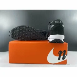 Hypeyourbeast Nike LD Waffle Sacai Daybreak Black