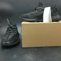 Hypeyourbeast Adidas Yeezy Boost 350 V2 Black / Black / Static 39 Hypeyourbeast Adidas Yeezy Boost 350 V2 Black / Black / Static