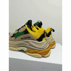 Hypeyourbeast Balenciaga BCG Triple S Yellow Green 9 Hypeyourbeast Balenciaga BCG Triple S Yellow Green