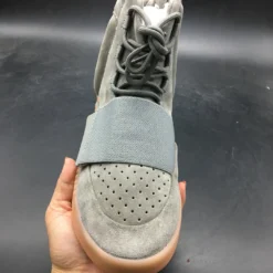 Hypeyourbeast Yeezy Boost 750 Light Grey