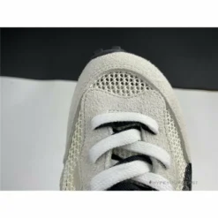 Hypeyourbeast Sacai X Nike Pegasus Vaporfly White / Red