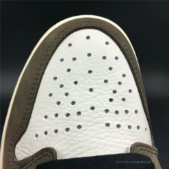 Hypeyourbeast Travis Scott X Air Jordan 1 Retro High OG 'Mocha'