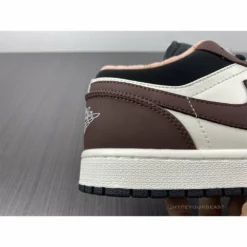 Hypeyourbeast Air Jordan 1 Low 'Mocha' 26 Hypeyourbeast Air Jordan 1 Low 'Mocha'