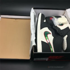 Hypeyourbeast Air Jordan 1 Retro High Sports Illustrated (A Star Is Born)