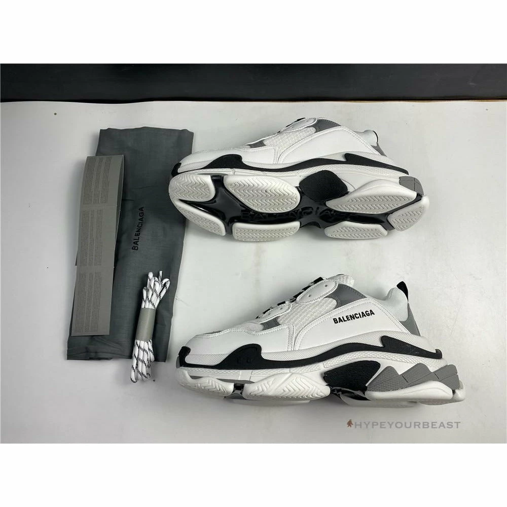Hypeyourbeast BCG Triple S White / Black Balenciaga Triple S 4 Hypeyourbeast BCG Triple S White / Black Balenciaga Triple S