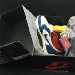 Hypeyourbeast Jordan 1 Retro High Union Los Angeles Storm Blue Blue Toes