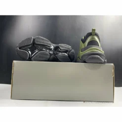 Hypeyourbeast BCG Triple S Green / Black Balenciaga 17 Hypeyourbeast BCG Triple S Green / Black Balenciaga